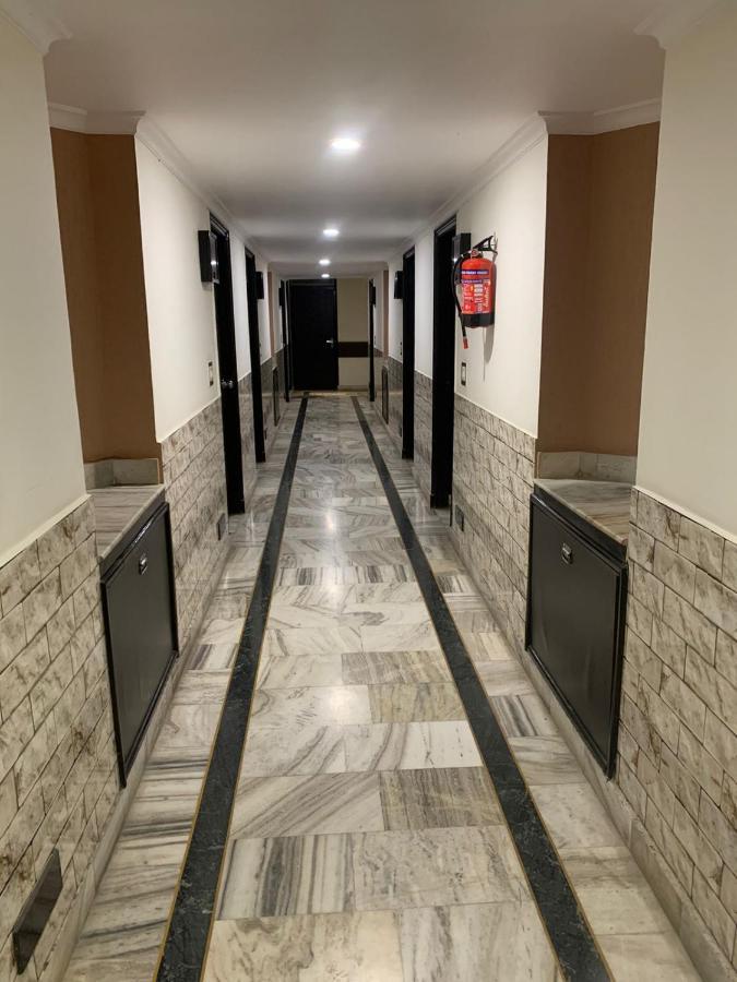 Hotel Raman'S Jagādhri Exteriér fotografie